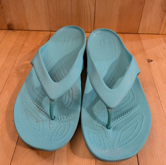 CROCS Light Blue Flip Flops Size 11 - Picture 1 of 5